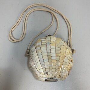 VINTAGE Shell Purse Handcrafted Mother Pearl Crossbody Sling Bag Small Beachy